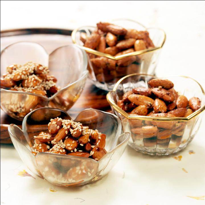 Celebrate a healthy and mindful harvest festival with almonds!