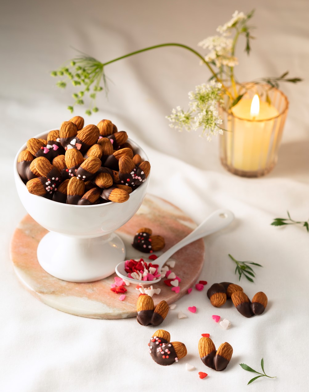 Give the gift of love and health with almonds, this Valentine’s Day